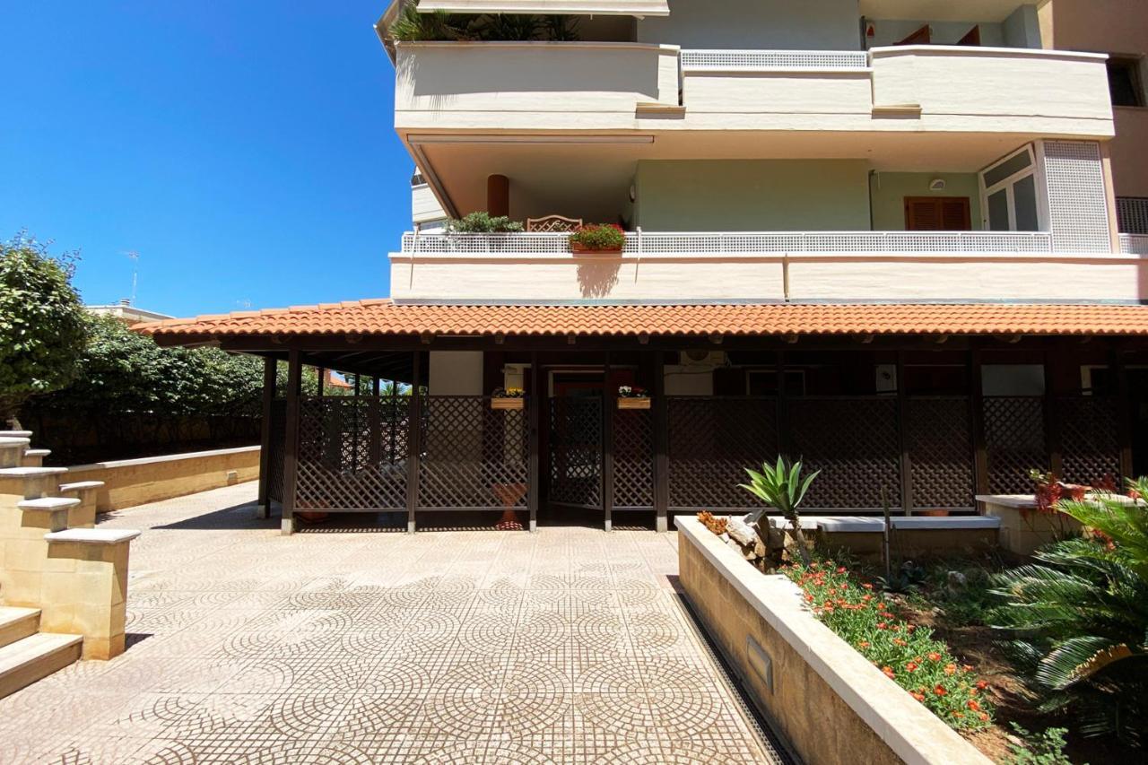 La Rotonda - Casa Vacanze โจวีนัซโซ ภายนอก รูปภาพ