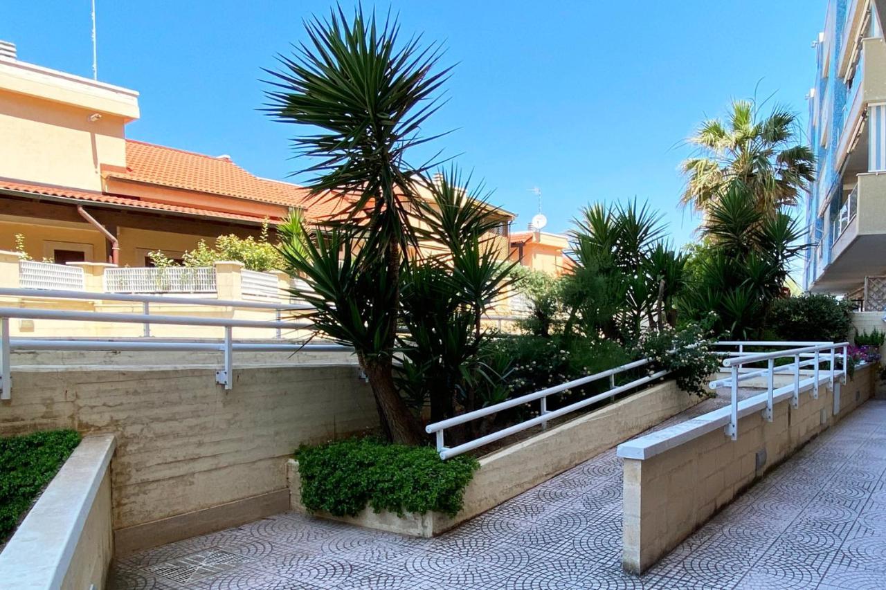 La Rotonda - Casa Vacanze โจวีนัซโซ ภายนอก รูปภาพ